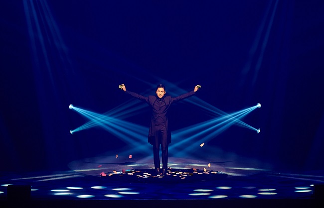 Бродвейское шоу The illusionists покорило киевскую публику (фото)